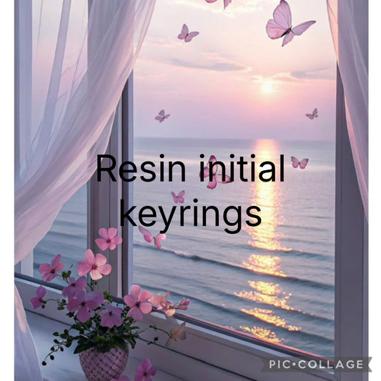 Resin initial keyrings